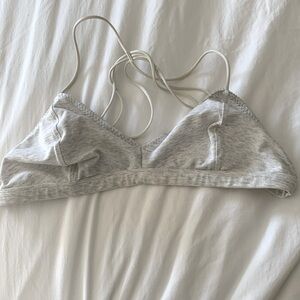VICTORIA SECRET STRAPPY BACK BRALETTE